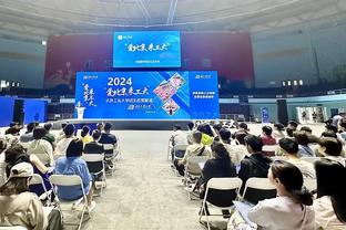 罗马诺：药厂右翼卫弗林蓬解约金4000万欧，只在明夏有效